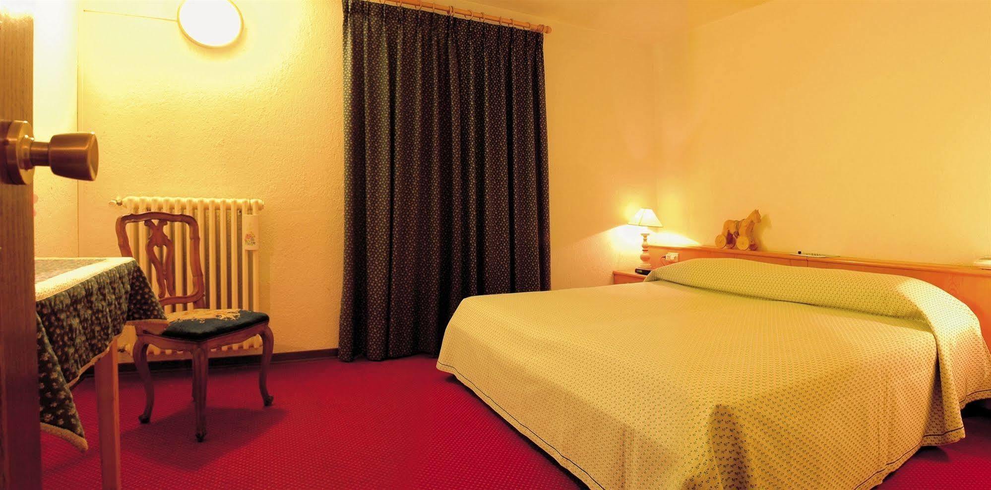 Hotel Del Viale Курмайор Экстерьер фото